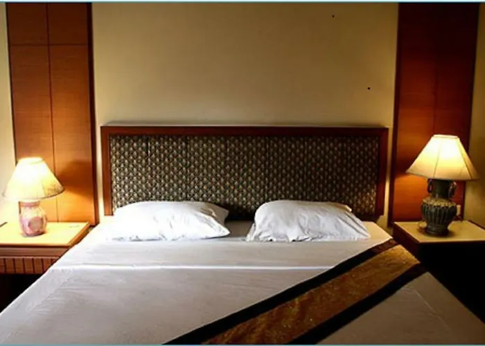 Hotel King Royal Garden 3*