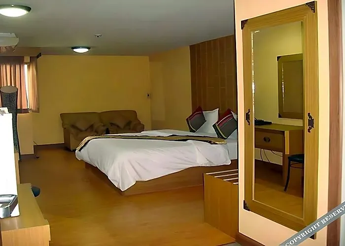 King Royal Garden Hotel 3*