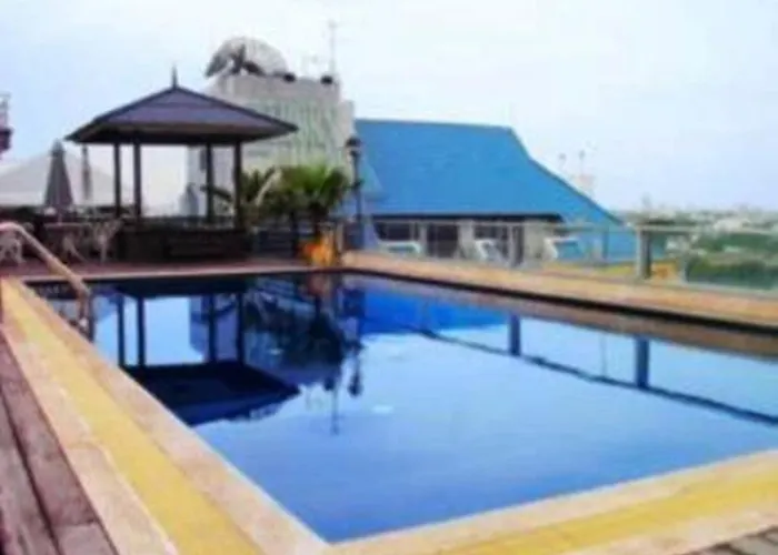 King Royal Garden Hotel 3*